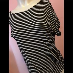 Black and White Striped Short Sleeve Shirt | Large